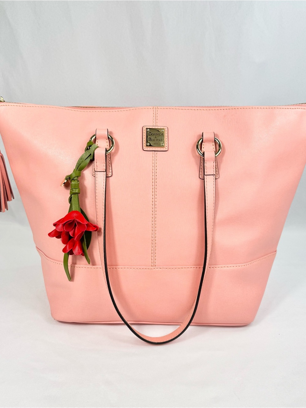 Dooney & Bourke XL Coral Pink Saffiano Leather Shopper Carryall  Zip Tote